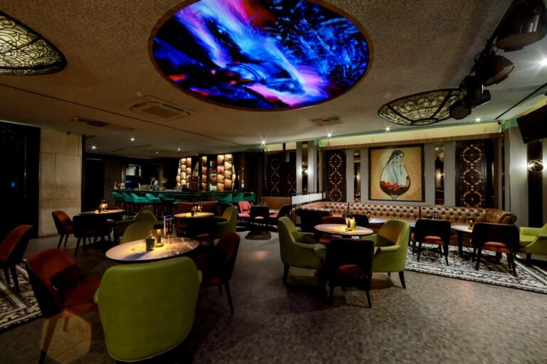 007 JKT — The Ultimate Haven for Fine Drinking