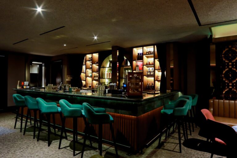 007 JKT — The Ultimate Haven for Fine Drinking