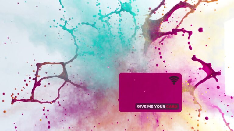Give Me Your CARD. La carte qu’on garde photo
