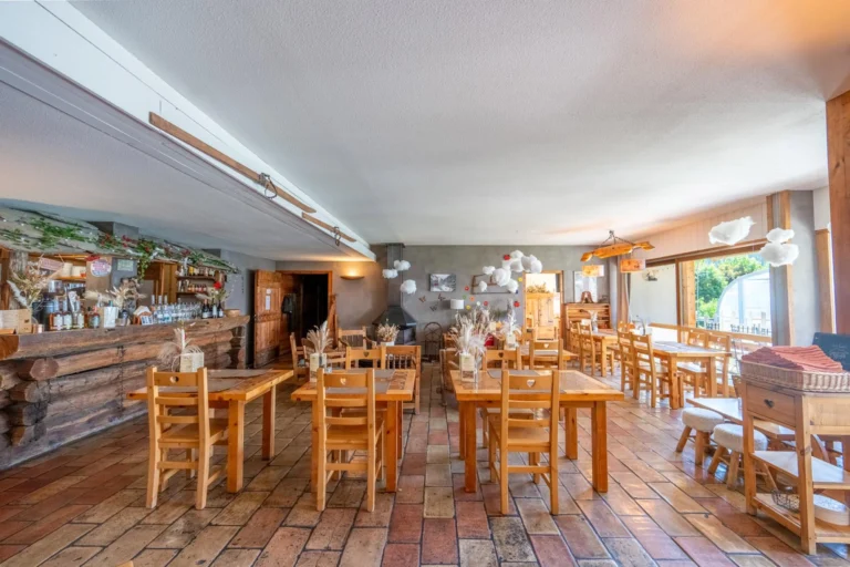 Hotel in Arvieux, Queyras | Logis Hôtel la Ferme de l’Izoard & Spa photo