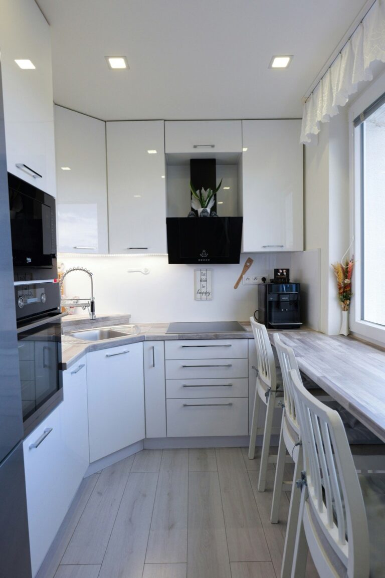 Cabinets Online for Every Room | CabinetsMax