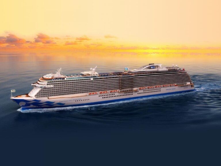 Grand Harbor Cruises | Six Premium Adult Harbor Voyages
