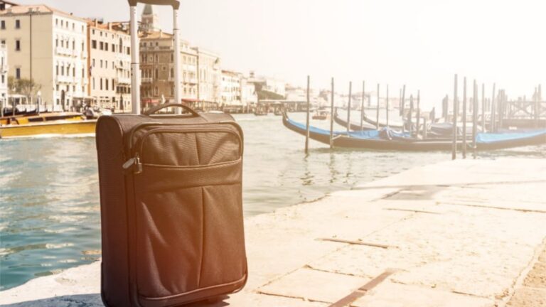 Luggage Storage Venice – Visit Venice in Safely and Easily