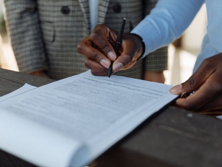 Legendary Dynamic Notary