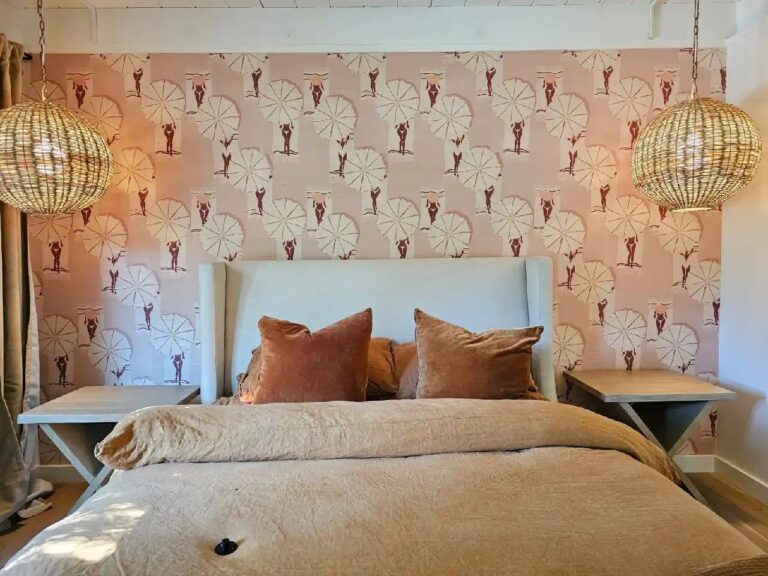 Okeechobee Wallpapering
