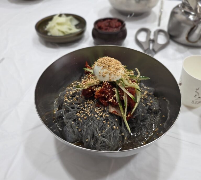 오미냉면 (Omi Naengmyeon)