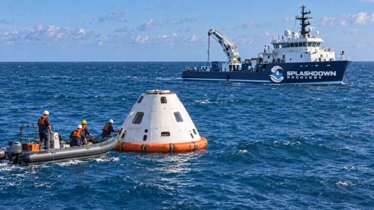 Splashdown Recovery
