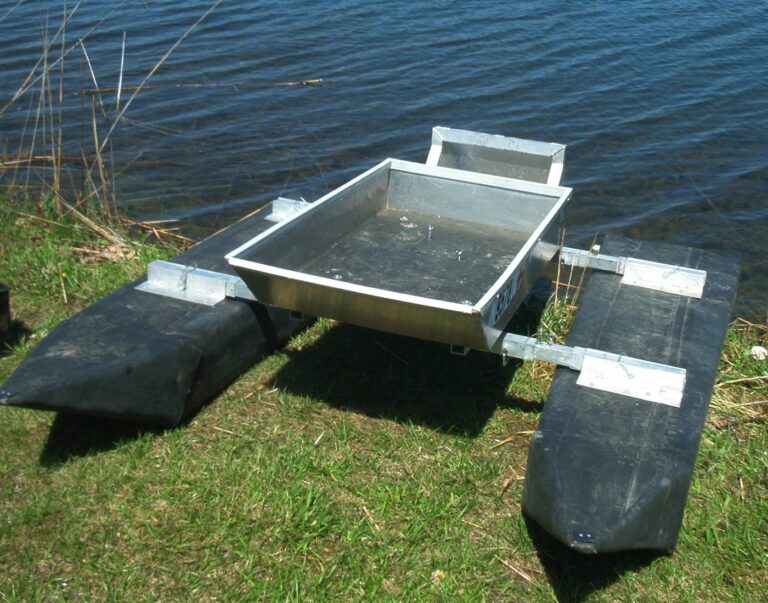 Tadpole Pontoon